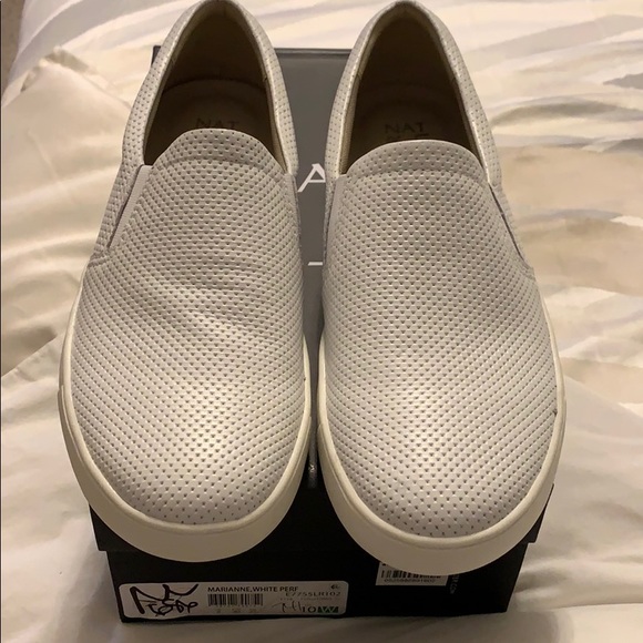Naturalizer Shoes - womens naturalizer tennis shoes- white size 10w